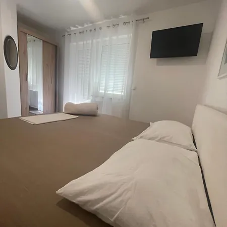 Gostinjska kuća Rimac And 3*