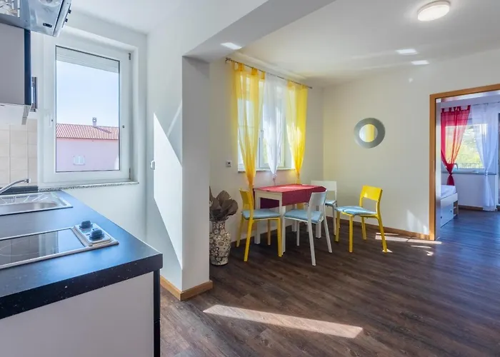 Gostinjska kuća Rimac And Novi Vinodolski