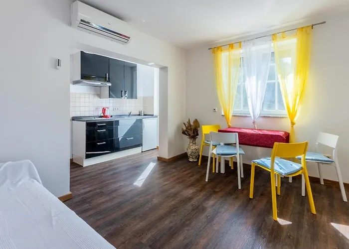 Rimac And Gostinjska kuća Novi Vinodolski